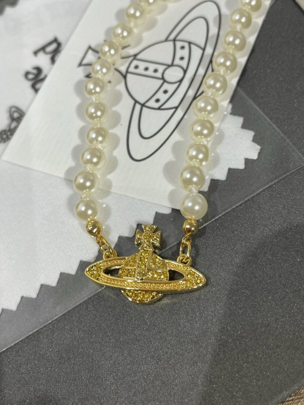 Vivienne Westwood Gold-Tone Pearl Orb Pendant Choker Necklace